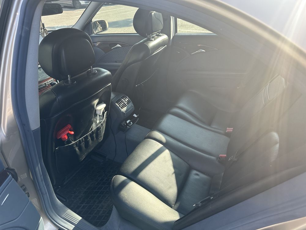 Mercedes Benz E200 ,w211
