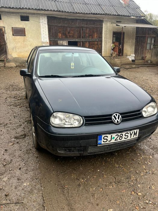 Vând golf 4 1.6 16v