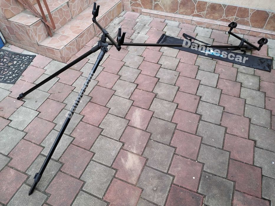 Rod pod Eastshark RIVER Tripod 2 posturi pt. pescuit pe rau la feeder