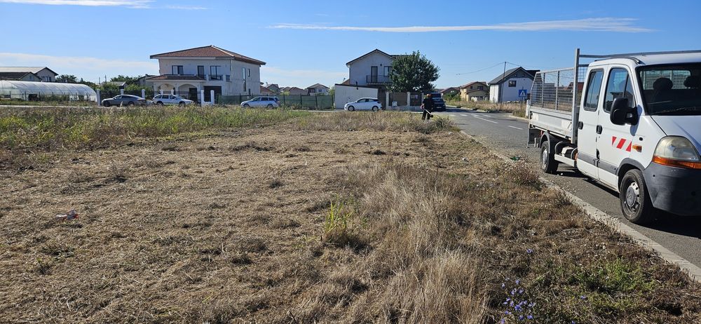 Defrisare mecanizata -curatare terenuri transport resturi vegetale