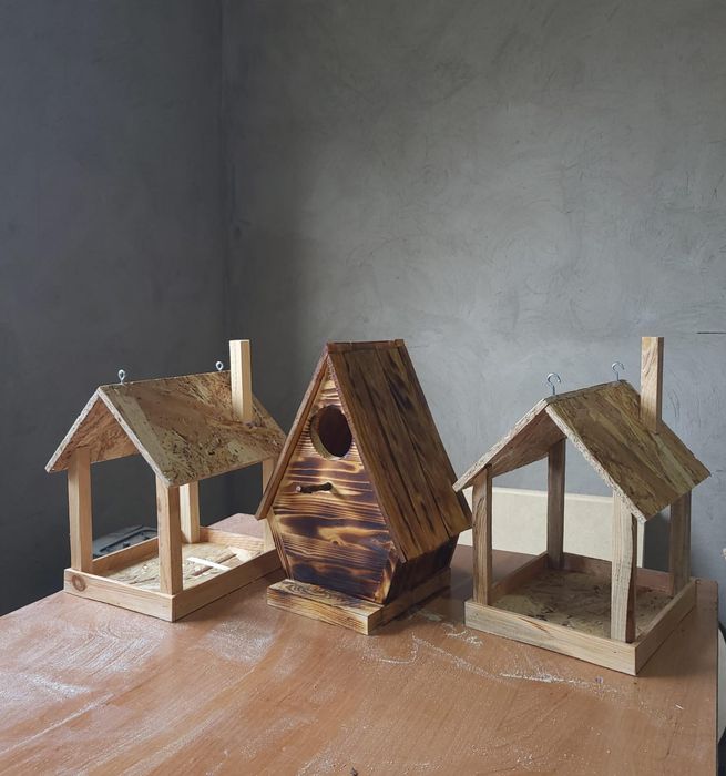 Скворечник, кормушка