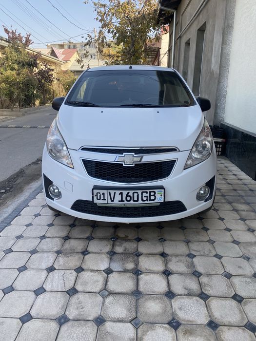 Продам спарк в отличном состояние