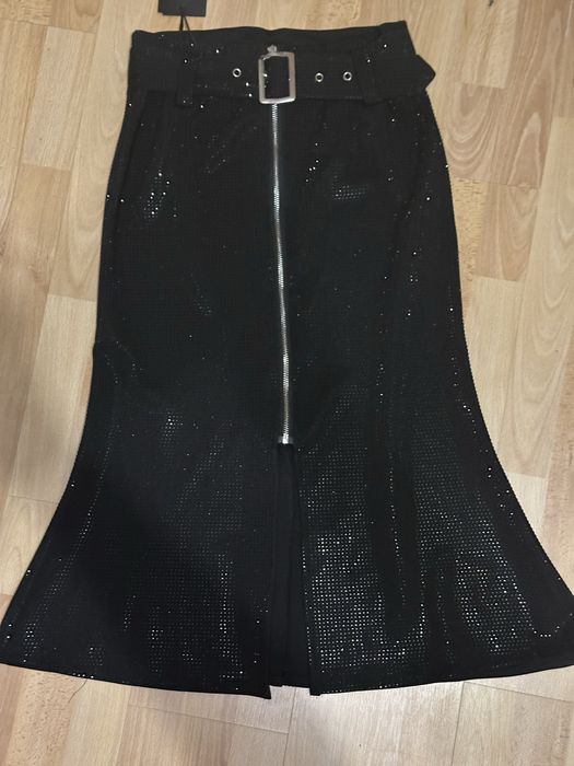 Шикарная юбка  нарядная 46 размер Италия