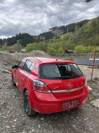 Dezmembrez opel astra