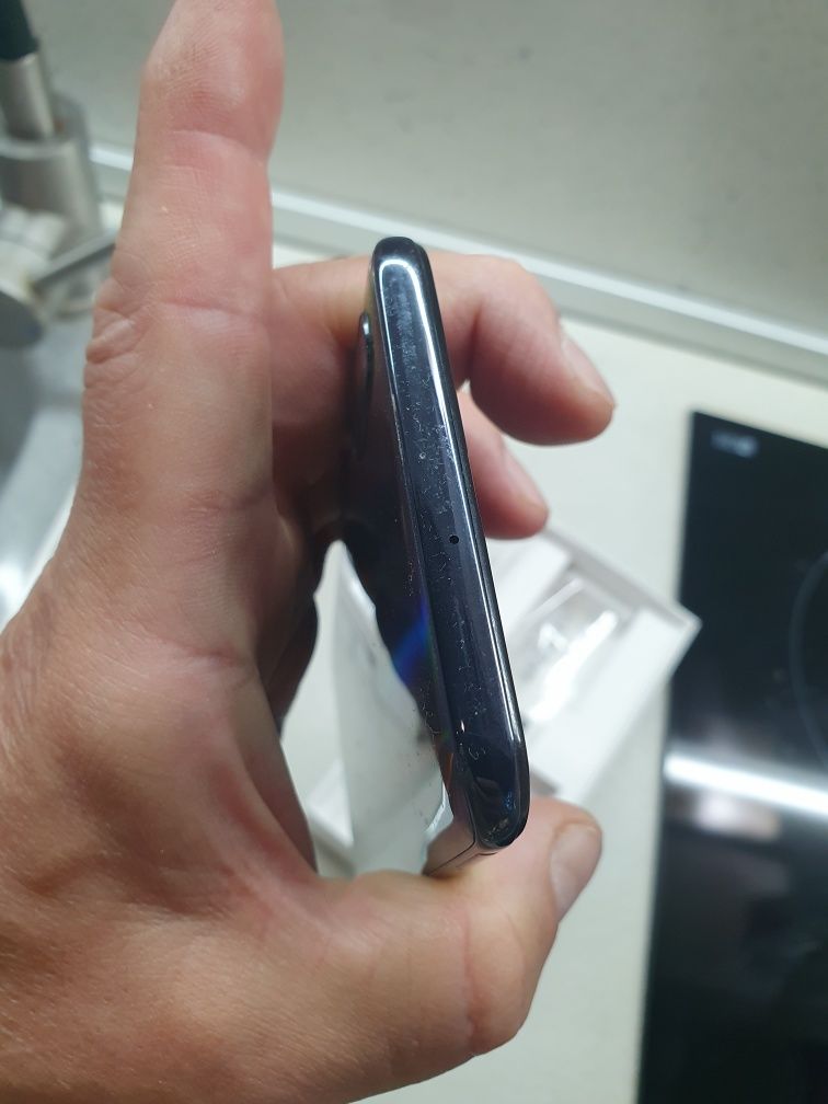 Samsung Galaxy A50