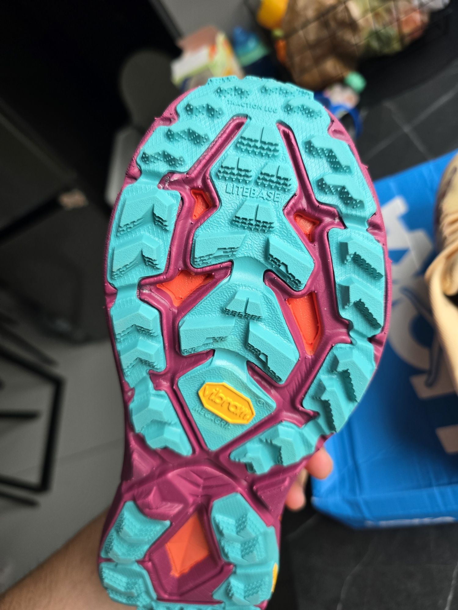 Hoka mafate speed 4  38 2/3