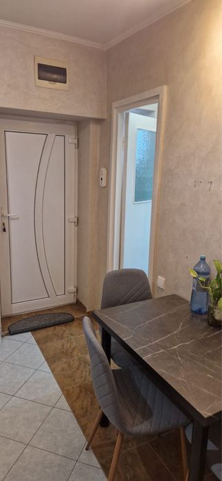 Garsoniera, Tudor, Fortuna-deasupra clubului Rexo