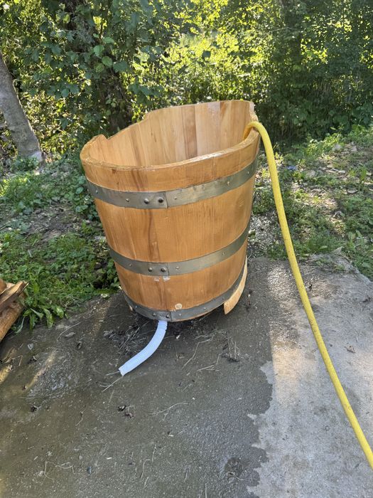 Vana cada lemn natural dimensiuni 200x70 H 70 cu spatar din lemn