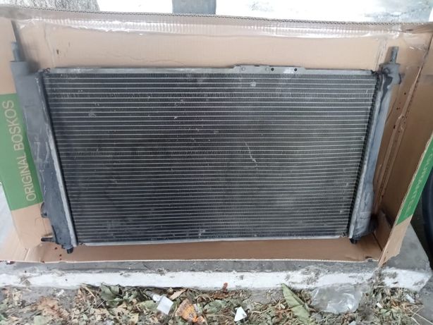 Радиатор охлаждения на Daewoo Nexia