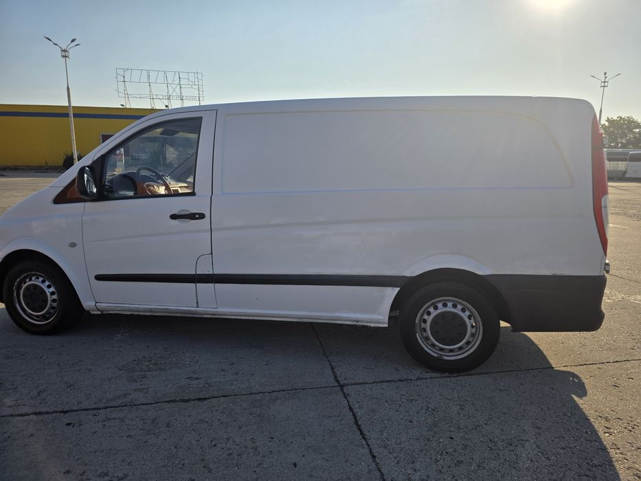 Vând Mercedes Vito 2,2 TDI  2008