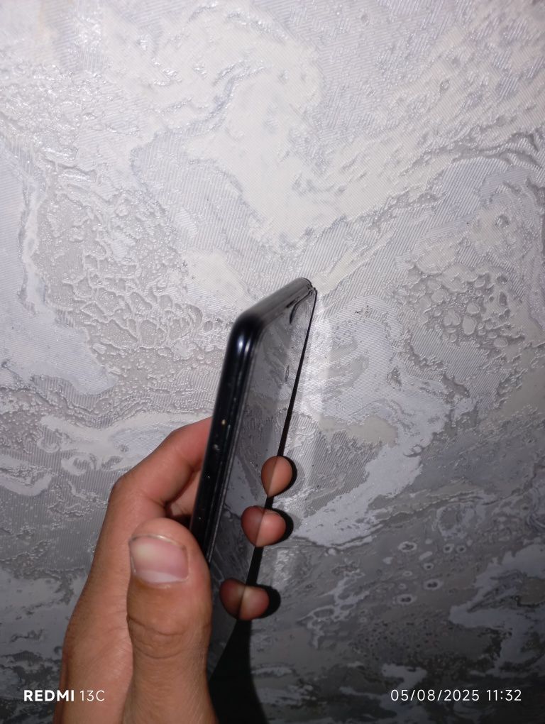 Samsung A10s srochna sotiladi oqib tel qlila