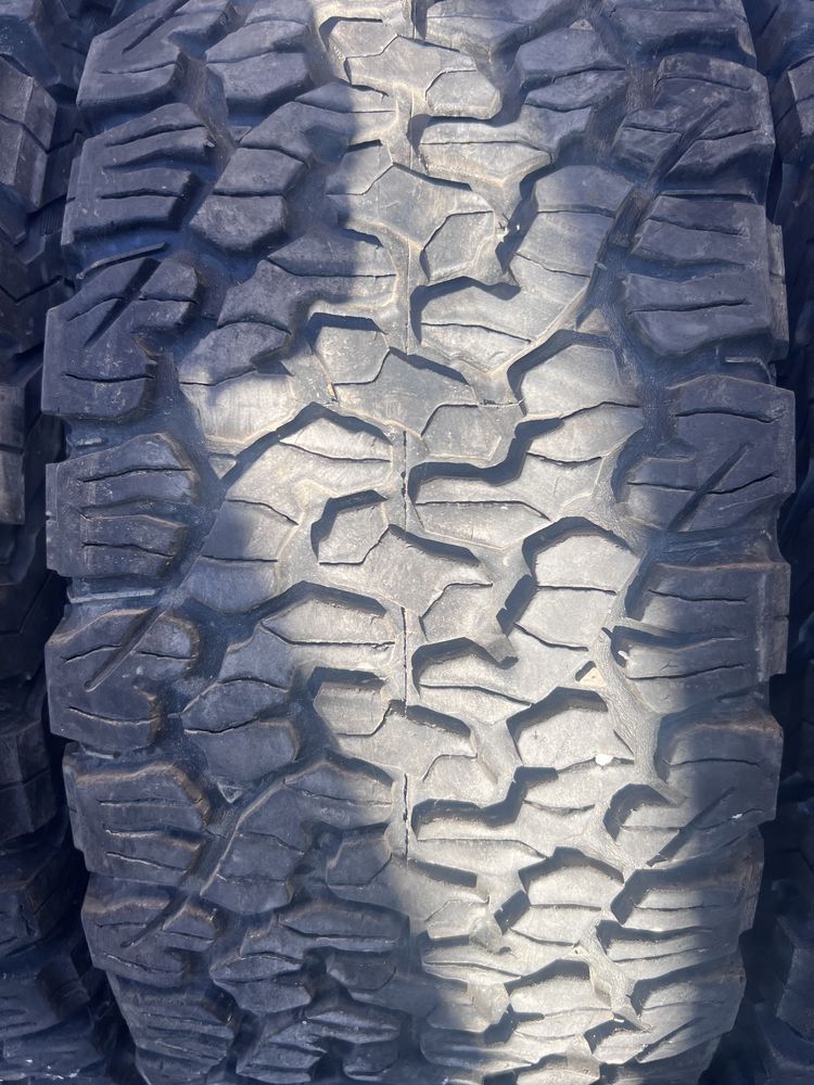 265/60 r18 offroad -bfgoodrich - m/s  -400 lei buc