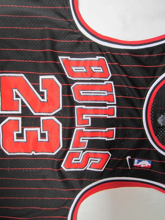 Maiou baschet JORDAN, Chicago Bulls, masura XXL, marca Nike,  ca nou
