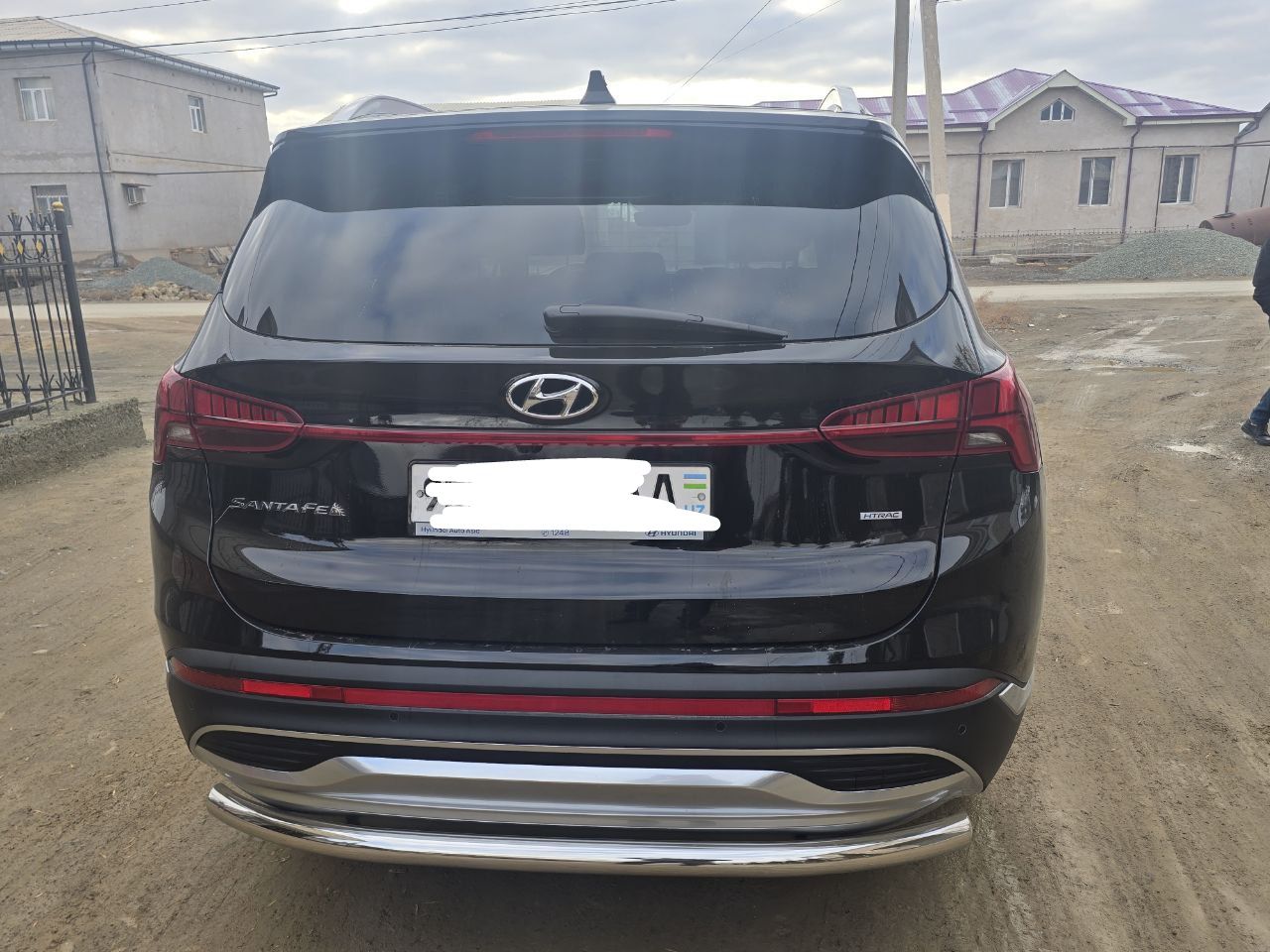 Hyundai Santa Fe satiladi