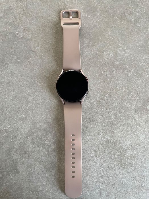 Смарт часовник - Samsung Galaxy Watch 4