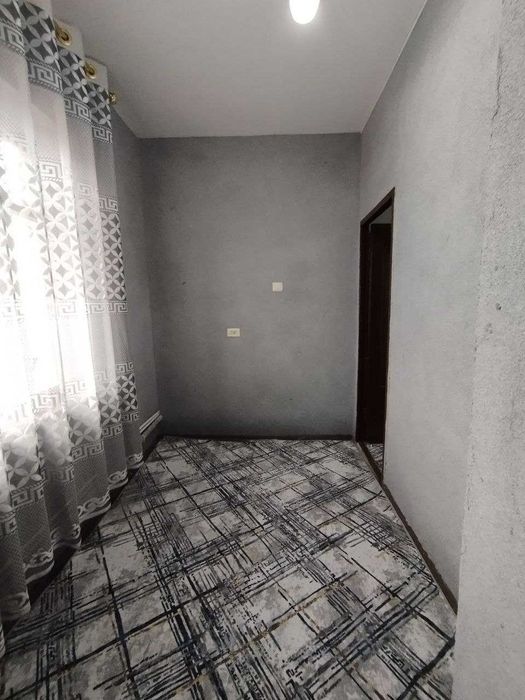 Qarshi shaxar 3 mkr da 1 honali uy ijaraga beriladi