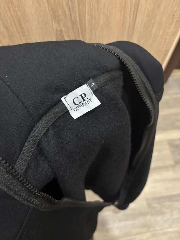 Cp compani слуичър с очила