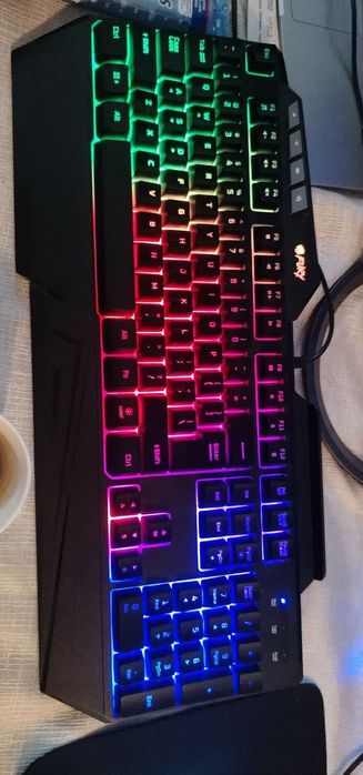 Лаптоп Acer , монитор Acer