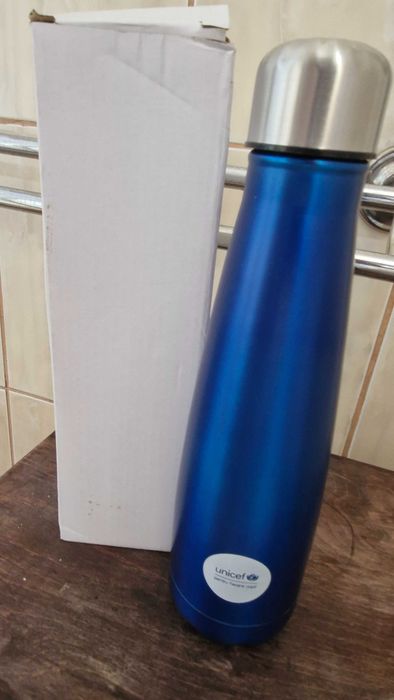 Set termos cald/rece + ursulet, ideal pentru gradinite si școli