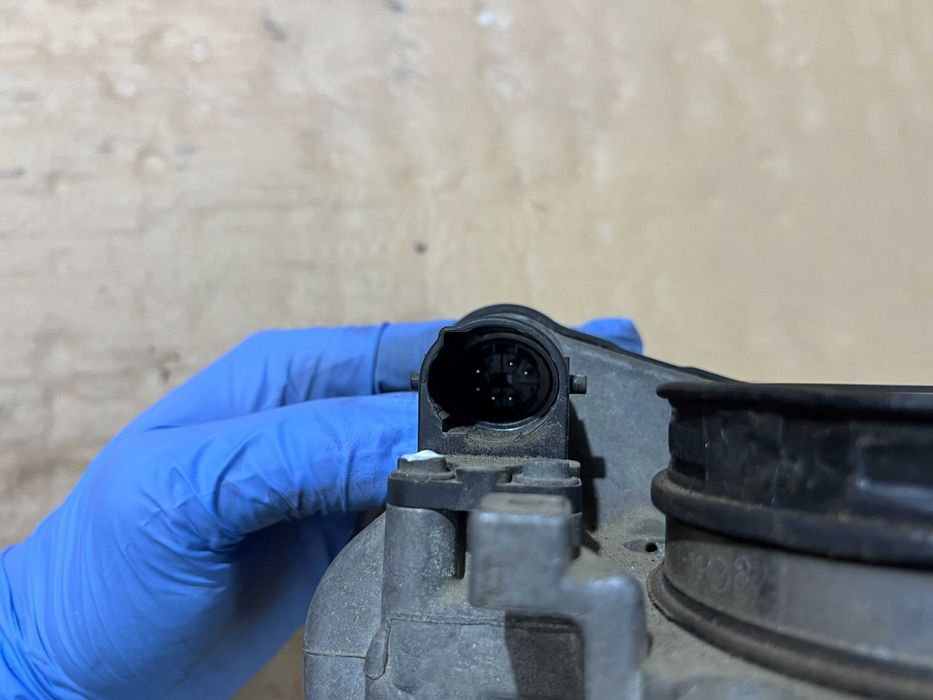 Дросел за Mercedes W202 W208 W210 (M111 2.0 ,136 к.с.)