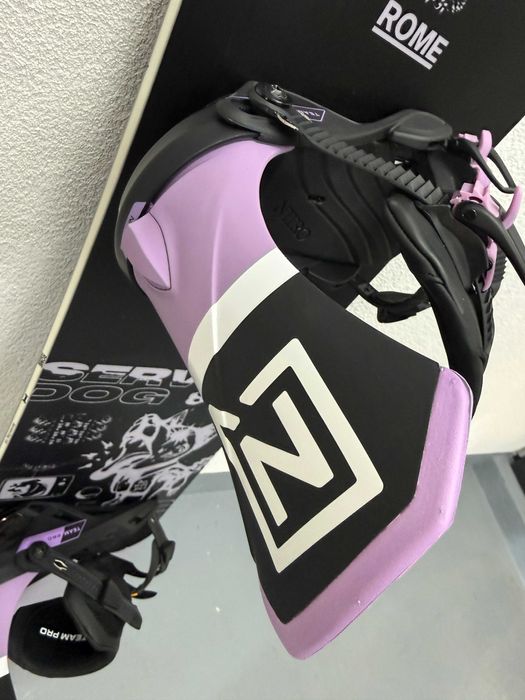 placa snowboard rome service dog L155cm