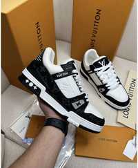 Louis Vuitton LV Black White Adidasi Sneakers - OFERTA
