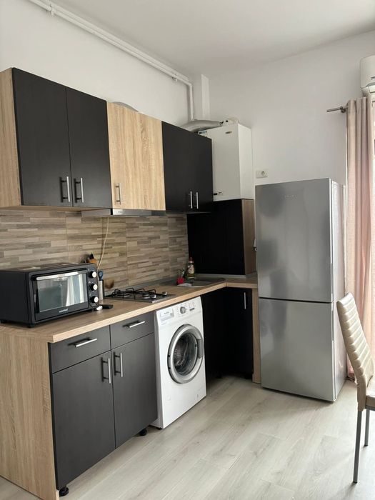 Apartament de inchiriat!