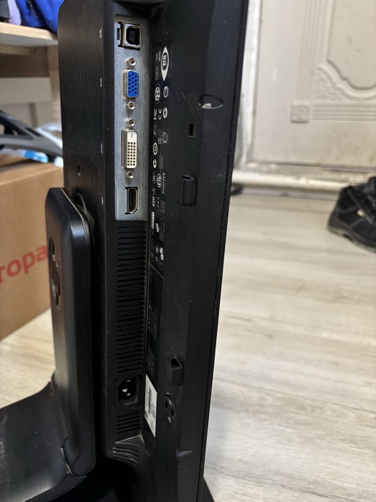 Монитор HP