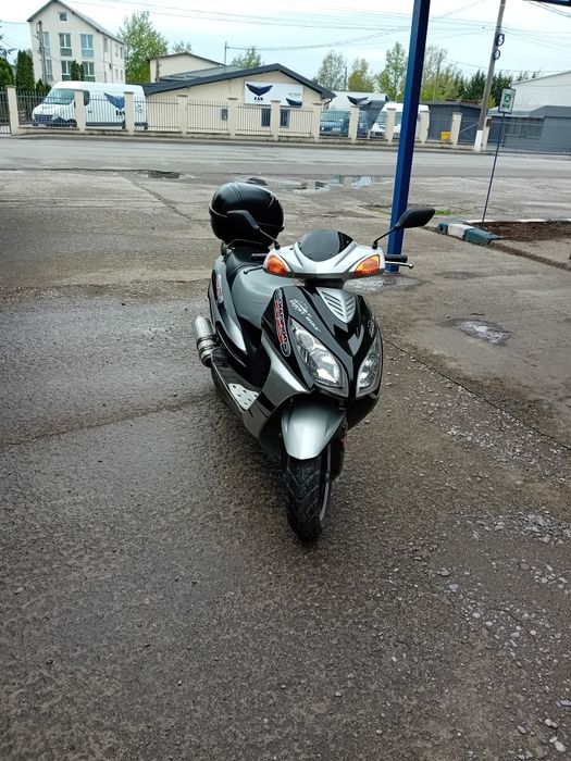 Scuter 4t cu acte
