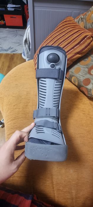 Orteza Walker Rebound mărime 44-45