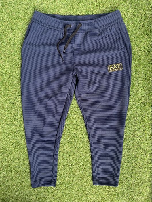 Анцунг Emporio Armani XL/L