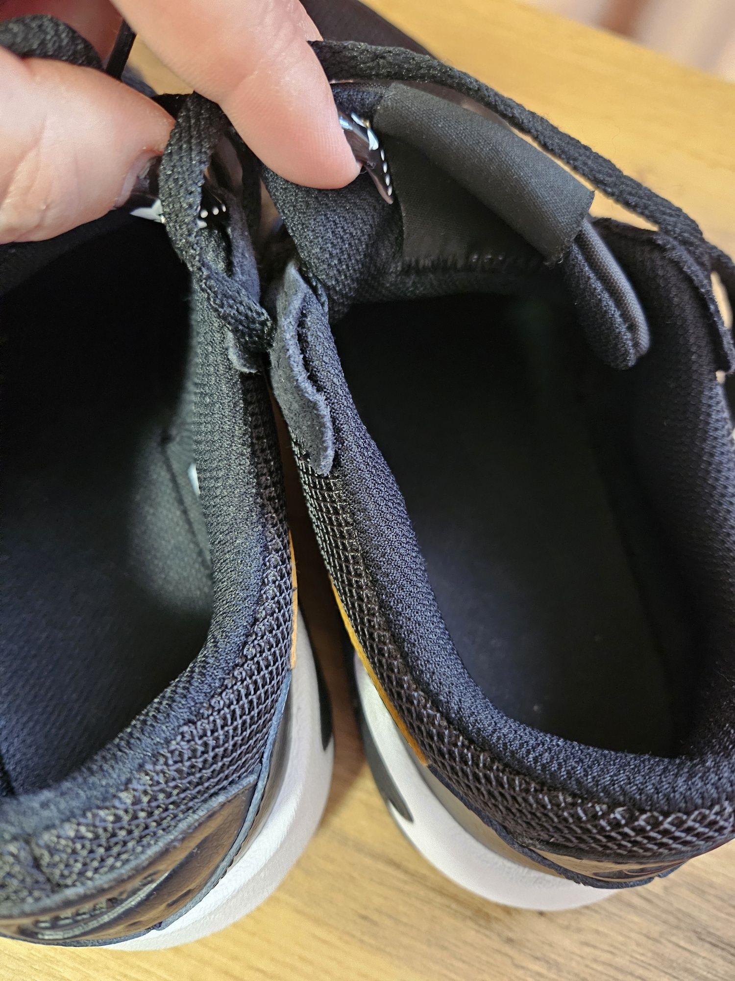 Маратонки AirMax