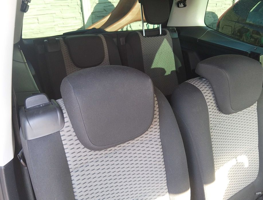 Vw Sharan 7 locuri