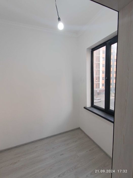 Сотилади. Янги дархон 2 (Сергели) 26 дом 8 квартира. 2 хонали.