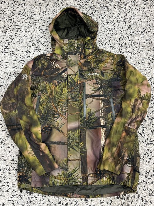 Мъжко ловно яке BERGANS OF NORWAY .Размер М