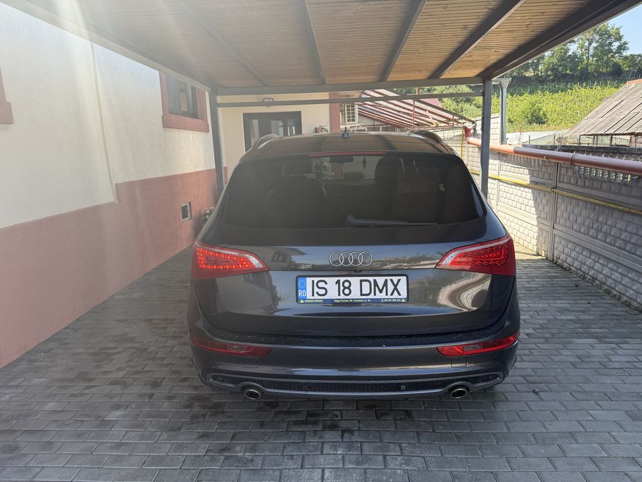 Audi q5 s line .3.0D 239cp