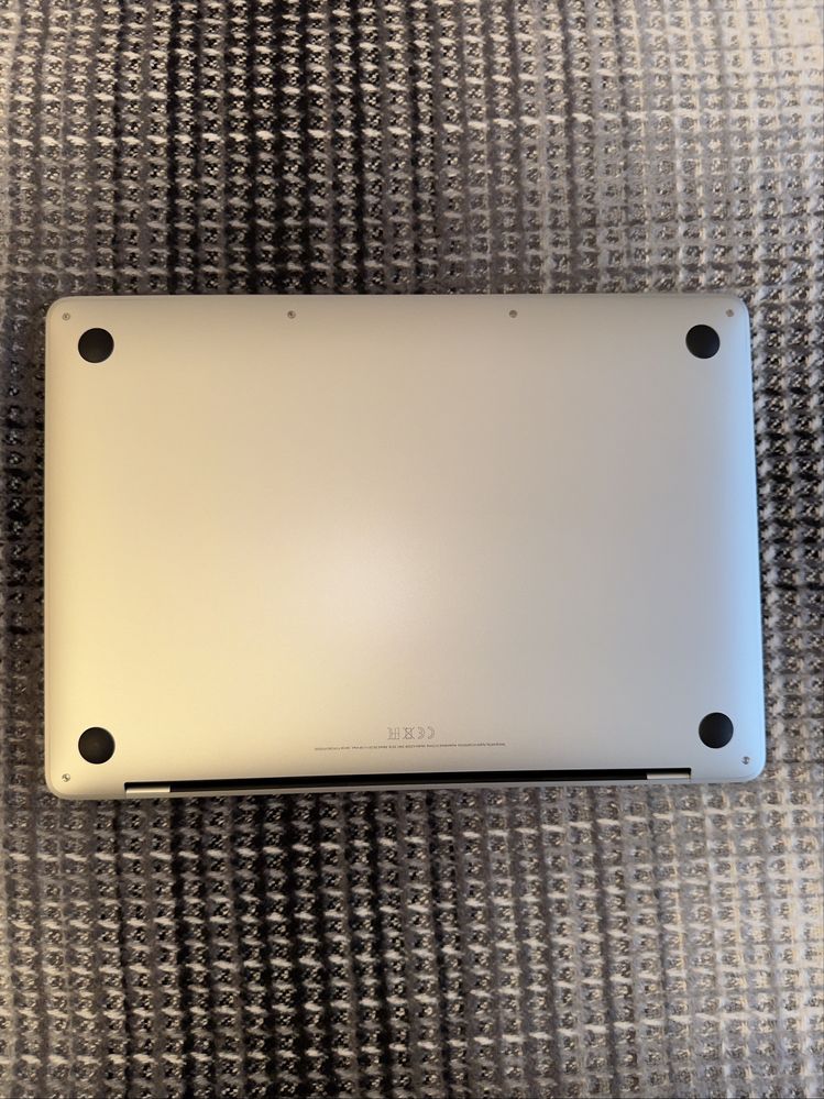 Macbook Pro 13 256GB Silver