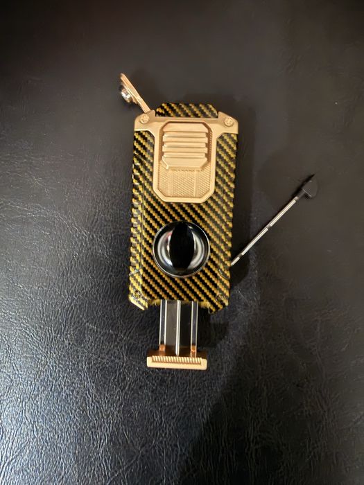 Seturi si Brichete Cohiba