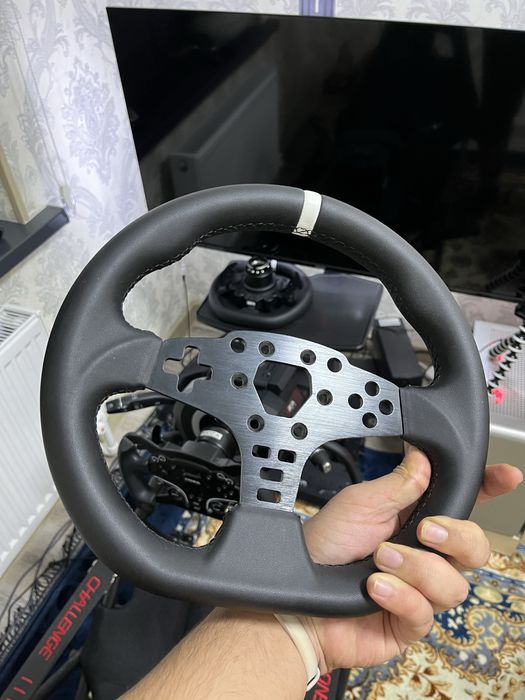 Съемная рулевая накладка MOZA ESX Steering Wheel