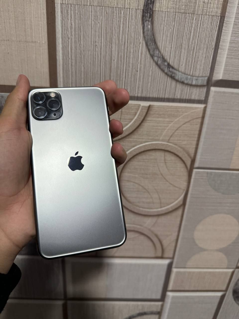 Iphone 11 pro max  256 гб