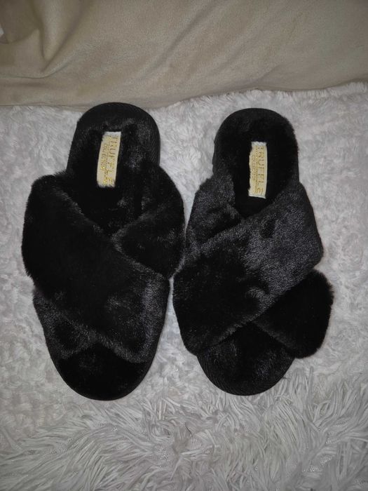 Papuci casă damă noi Truffle Collection mărime S 36/37