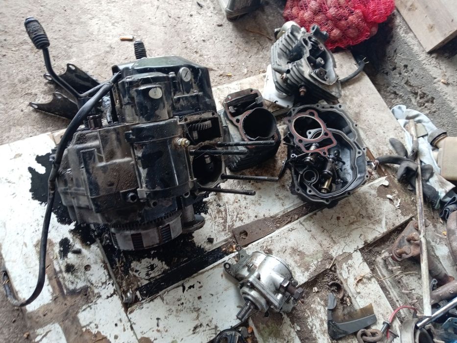 Vând atv bashan de 200cc pe cardan