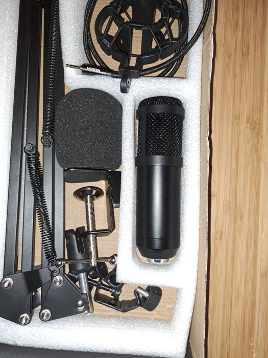 Microfon de studio condenser edman BM800 cu stand inclus