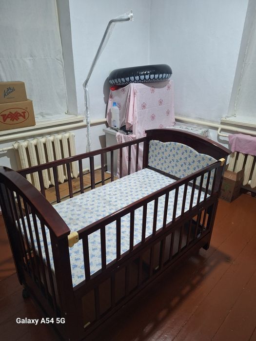 Детская кроватка б/у