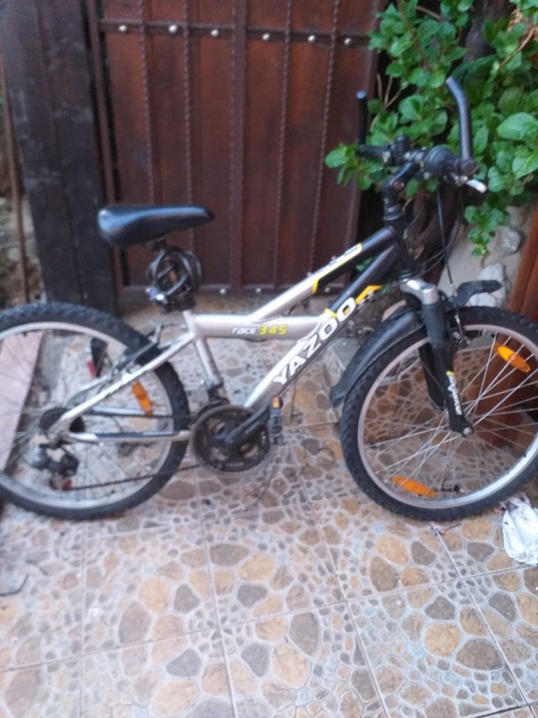 Bicicleta cadru aluminiu.