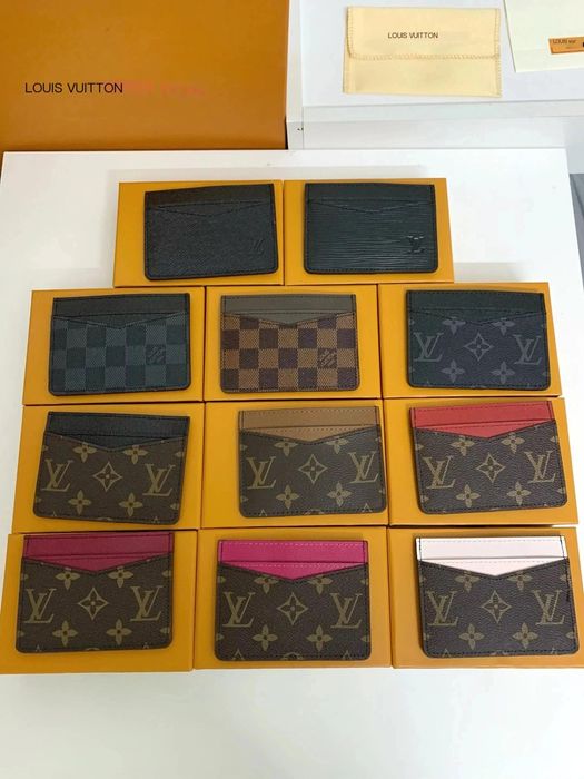 Louis Vuitton  cardhold