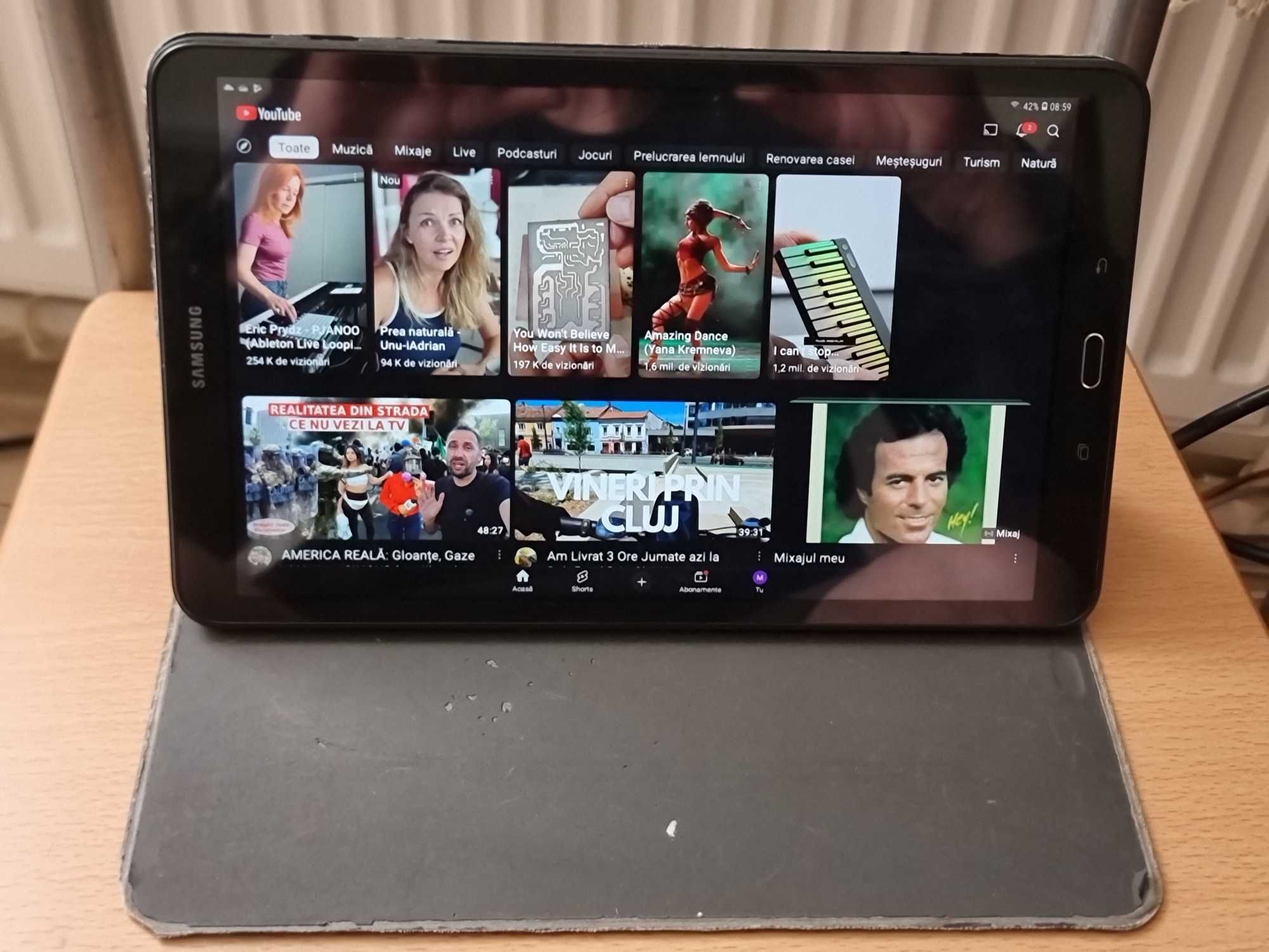 Tab A 10.1 inci cu husă magnetică, senzor.