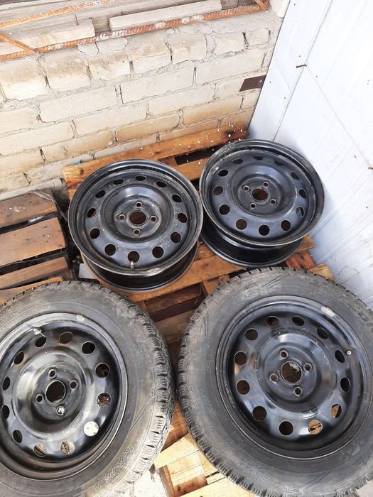 Продам диски р15 оригенал киа хундай.