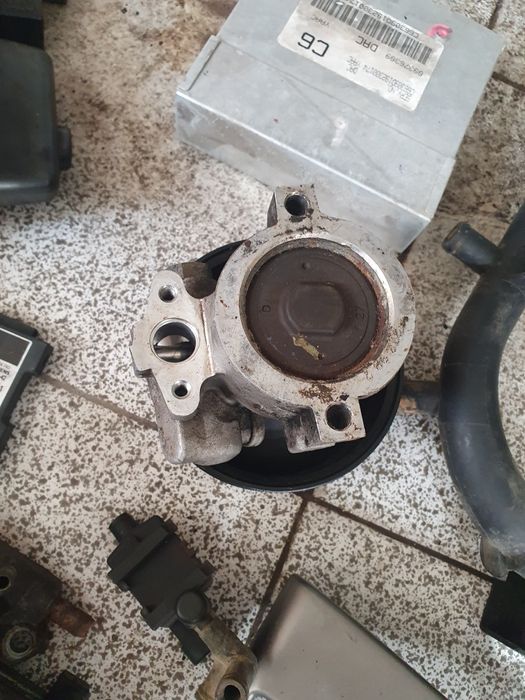 Части за Деу Нубира