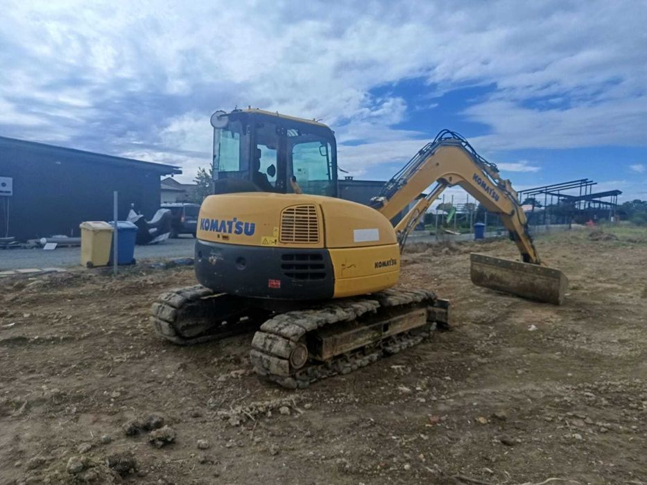 Excavator Komatsu PC80MR-3 An fabricatie : 2009, Greutate : 7550 Kg